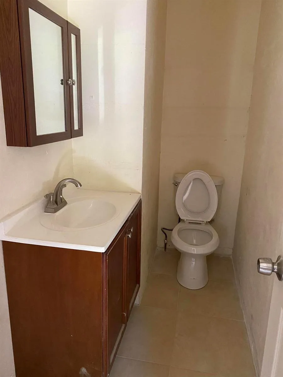 729 S 11th Street Fort Pierce, FL 34950