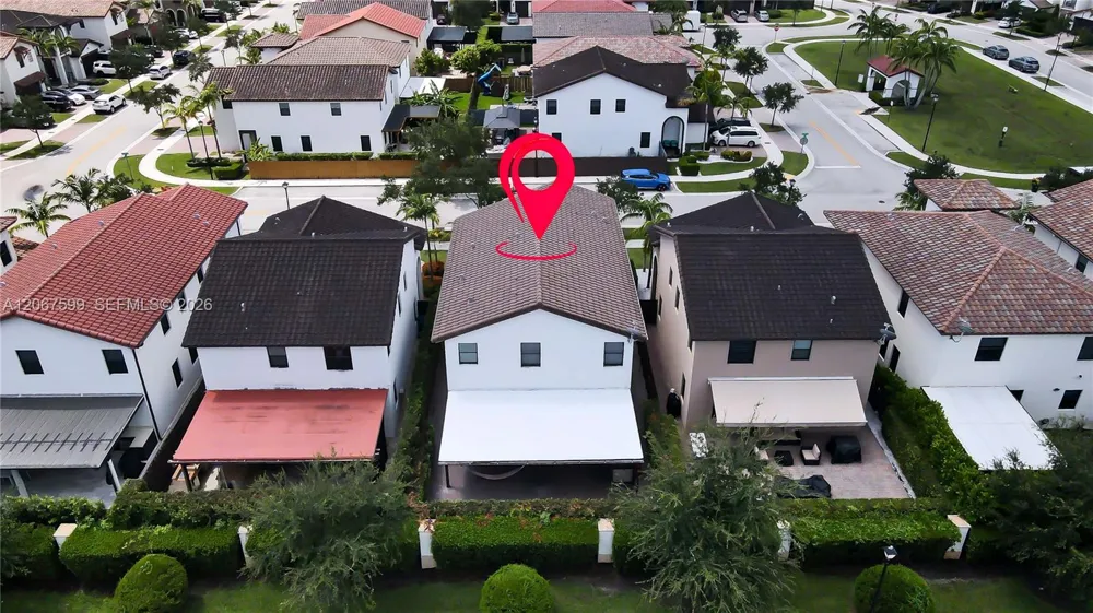 10235 NW 87th Ter Doral, FL 33178