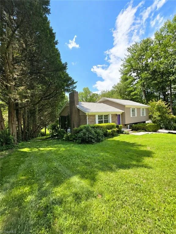 406 Laurel Mountain Road North Wilkesboro, NC 28659