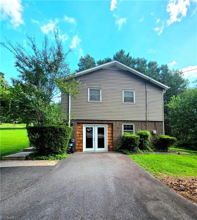 406 Laurel Mountain Road North Wilkesboro, NC 28659