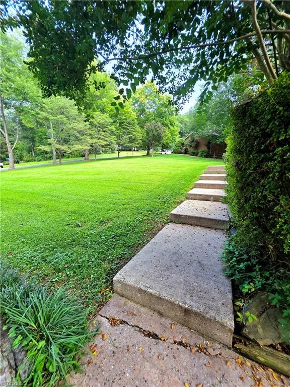 406 Laurel Mountain Road North Wilkesboro, NC 28659