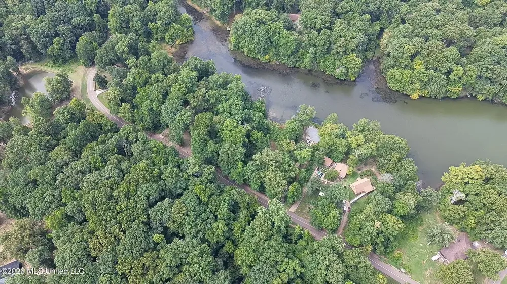 1915 Mattaha Drive Hernando, MS 38632