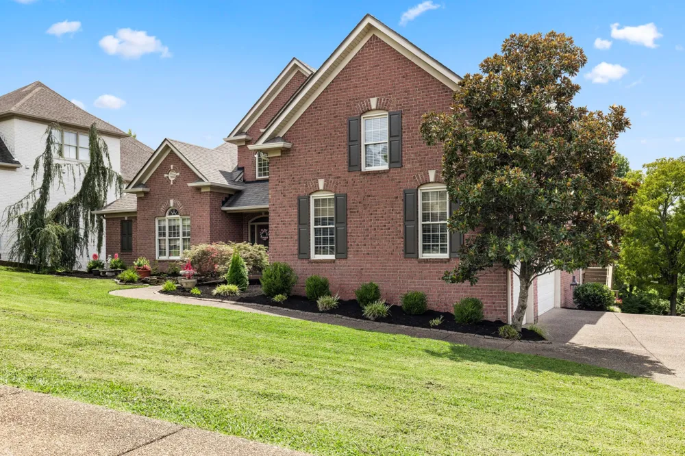 1010 Calebs Walk Goodlettsville, TN 37072