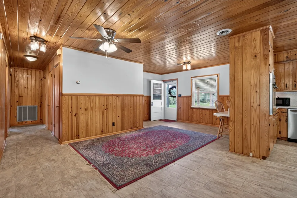 8997 Holmes Creek Rd Smithville, TN 37166