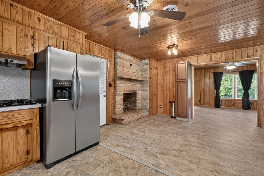 8997 Holmes Creek Rd Smithville, TN 37166