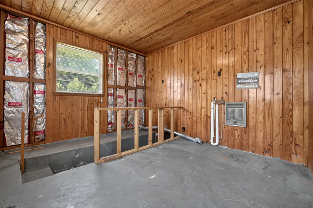 8997 Holmes Creek Rd Smithville, TN 37166