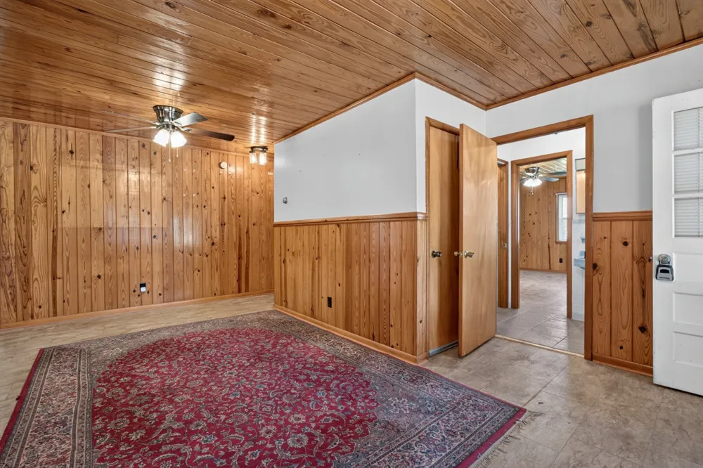 8997 Holmes Creek Rd Smithville, TN 37166