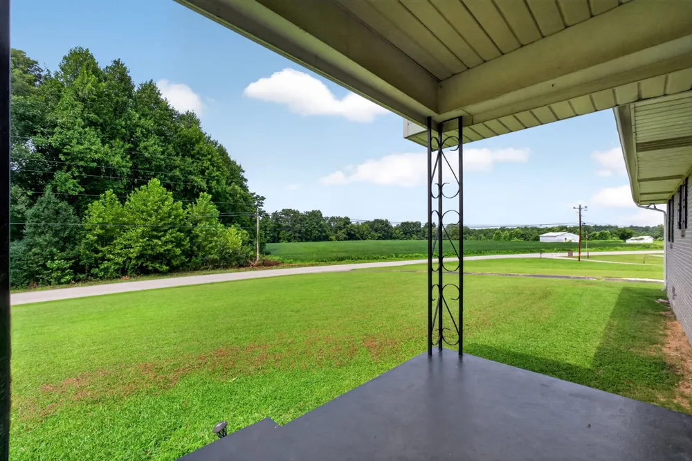 8997 Holmes Creek Rd Smithville, TN 37166