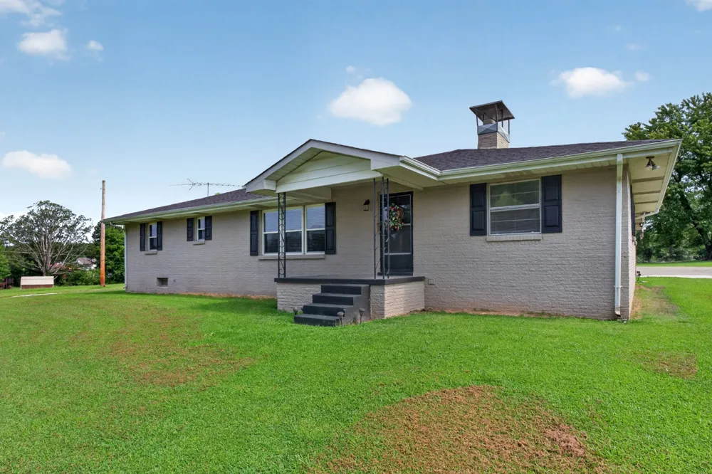 8997 Holmes Creek Rd Smithville, TN 37166