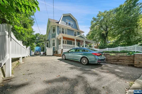 103 Fort Lee Road