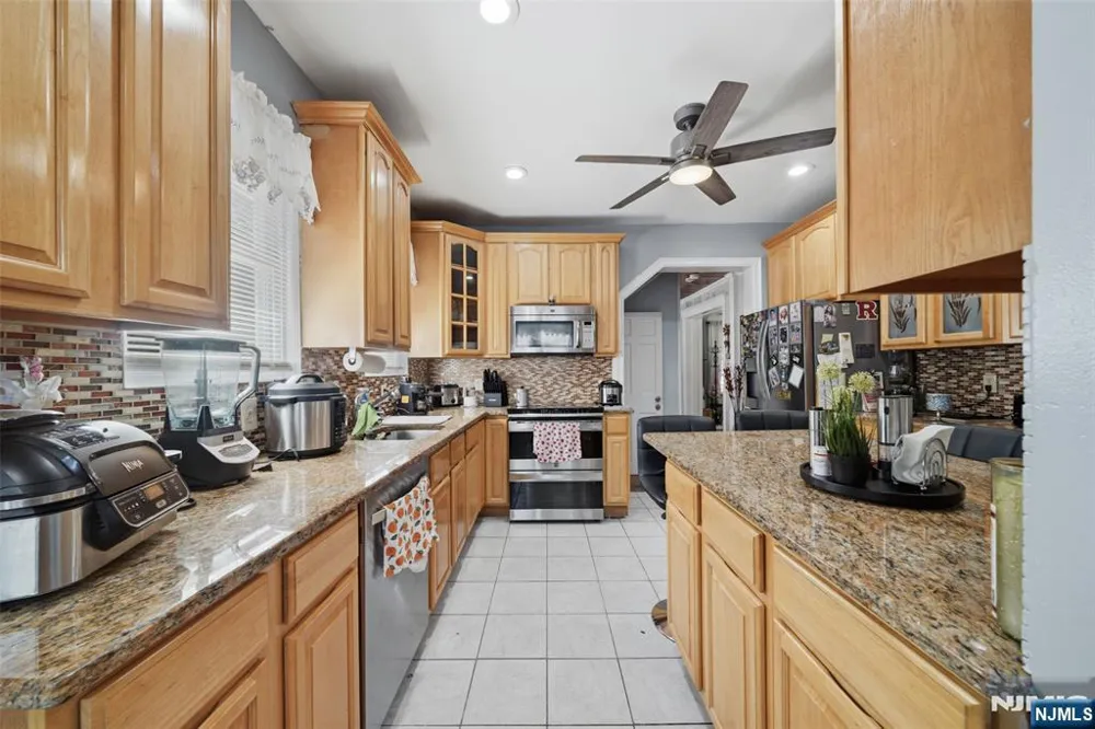 103 Fort Lee Road Bogota, NJ 07603