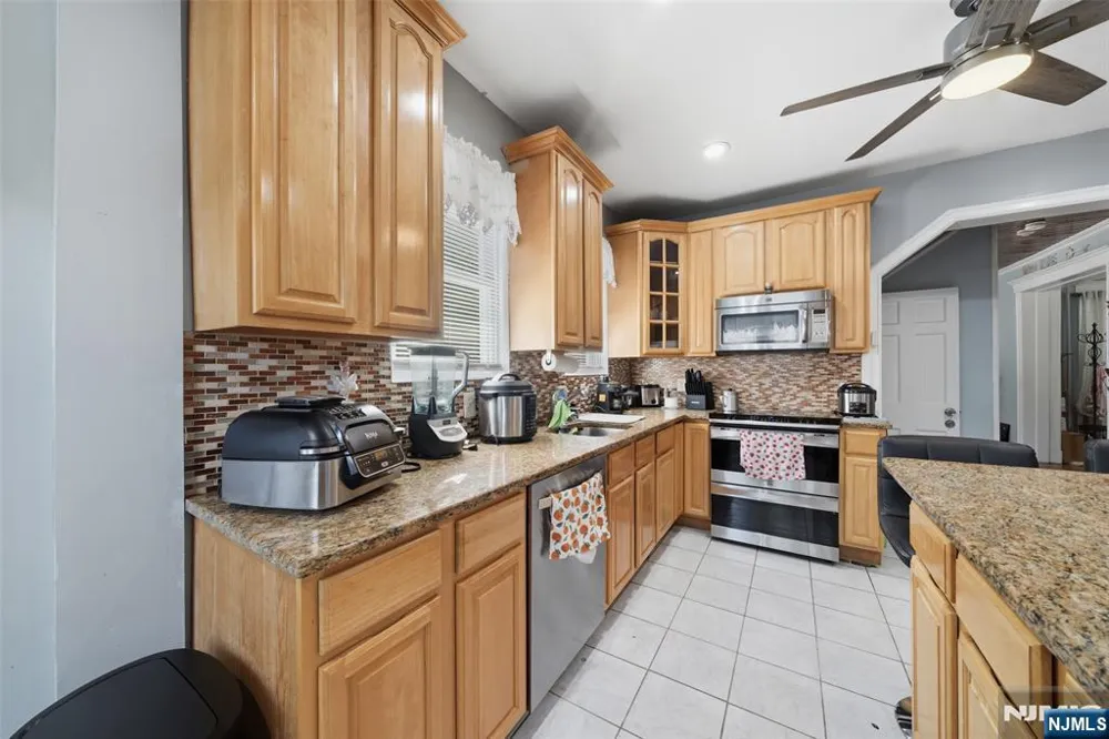 103 Fort Lee Road Bogota, NJ 07603