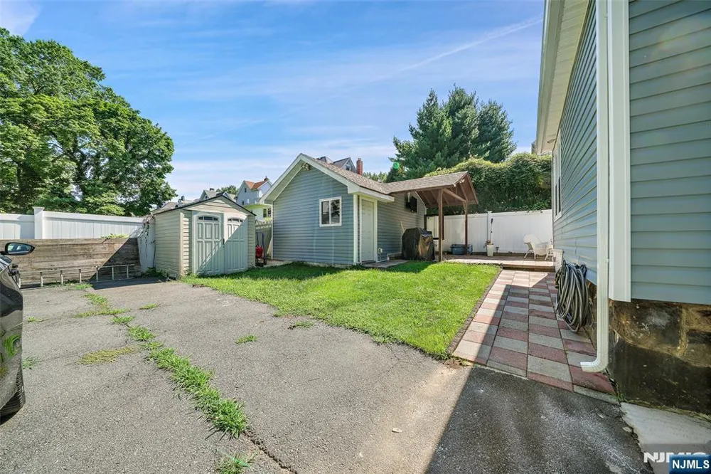 103 Fort Lee Road Bogota, NJ 07603