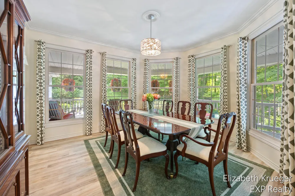 8350 Winterforest Drive NE Cannon Township, MI 49341