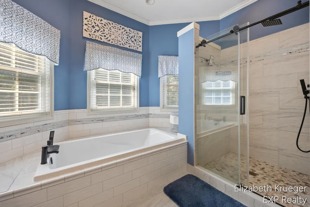 8350 Winterforest Drive NE Cannon Township, MI 49341