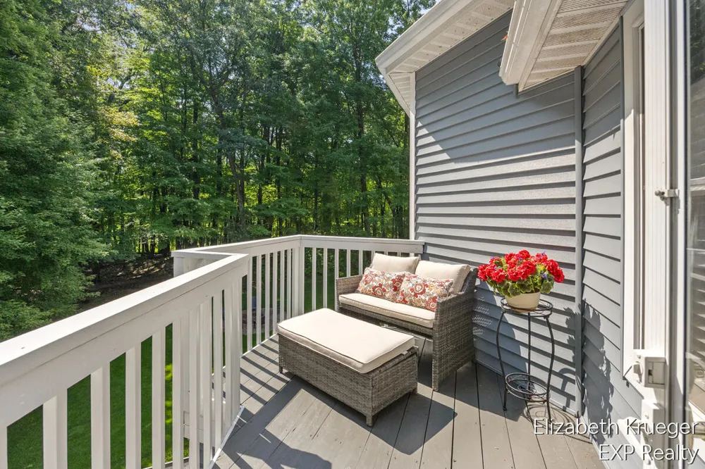 8350 Winterforest Drive NE Cannon Township, MI 49341
