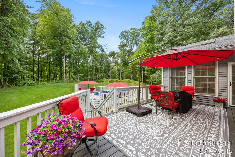 8350 Winterforest Drive NE Cannon Township, MI 49341