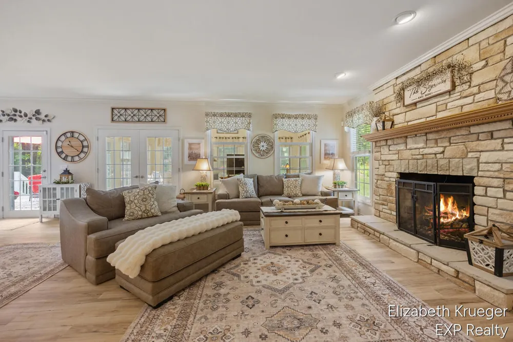 8350 Winterforest Drive NE Cannon Township, MI 49341