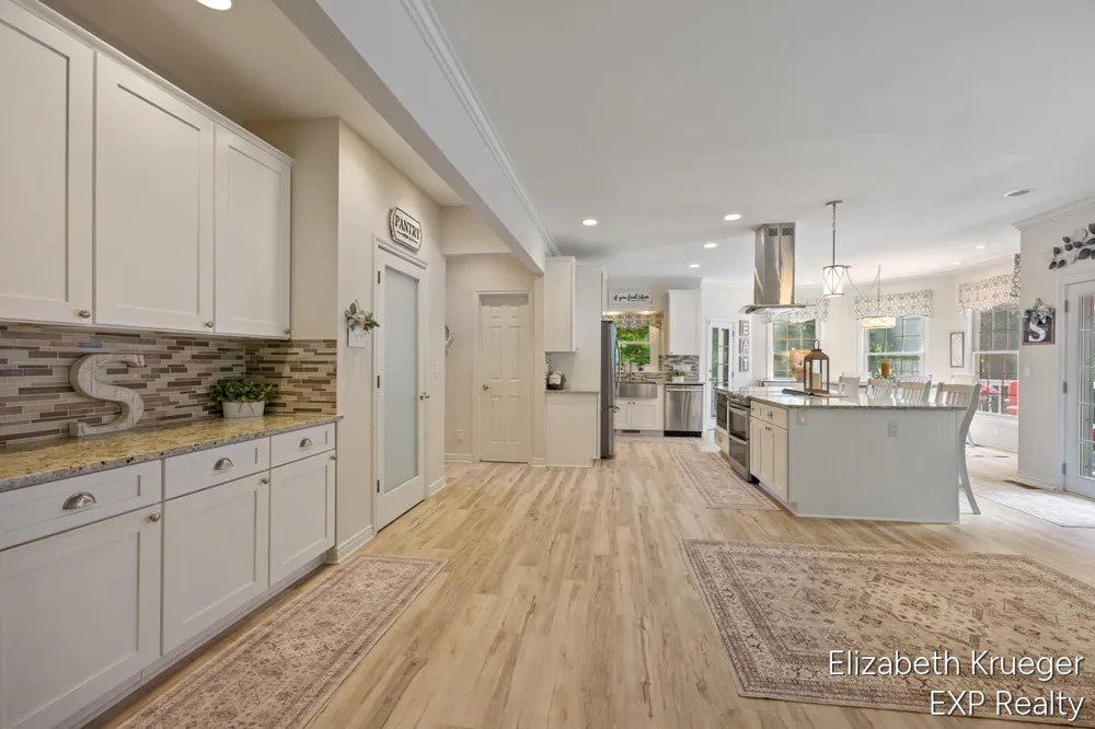 8350 Winterforest Drive NE Cannon Township, MI 49341