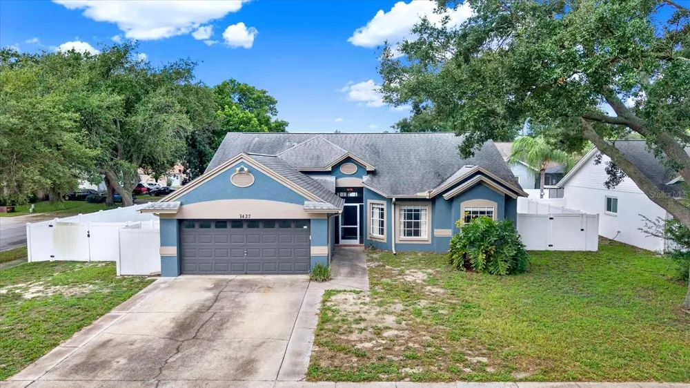 1427 BAY VIEW STREET Tarpon Springs, FL 34689
