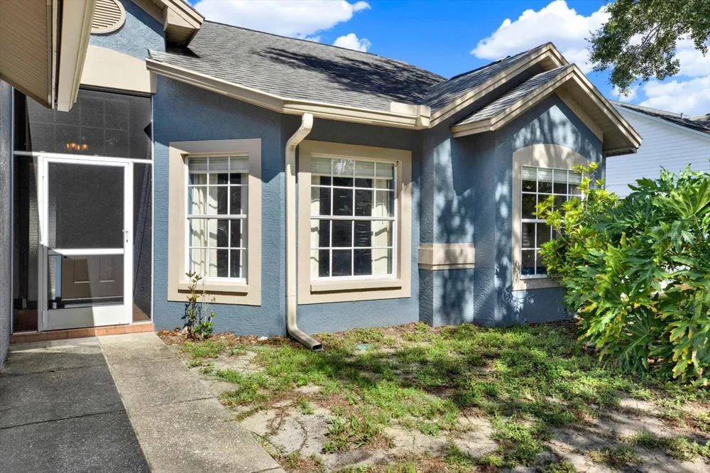 1427 BAY VIEW STREET Tarpon Springs, FL 34689