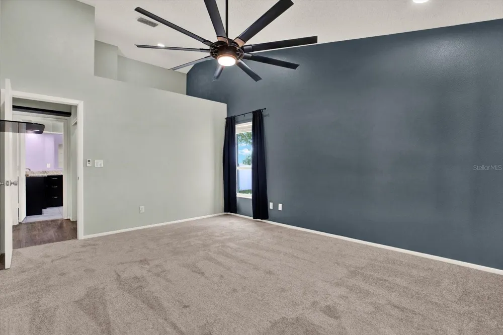 1427 BAY VIEW STREET Tarpon Springs, FL 34689