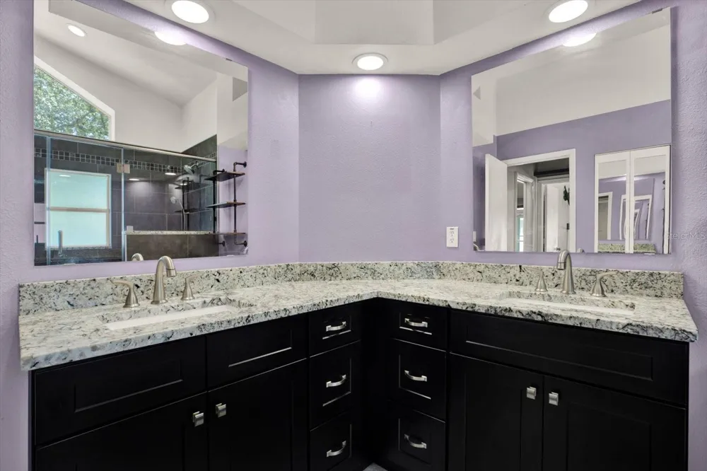 1427 BAY VIEW STREET Tarpon Springs, FL 34689