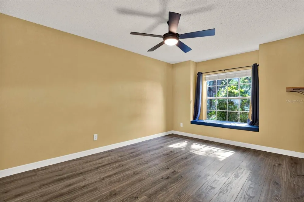1427 BAY VIEW STREET Tarpon Springs, FL 34689