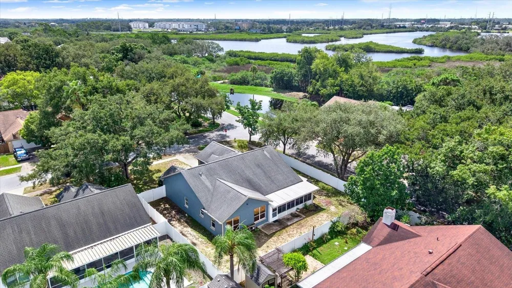 1427 BAY VIEW STREET Tarpon Springs, FL 34689