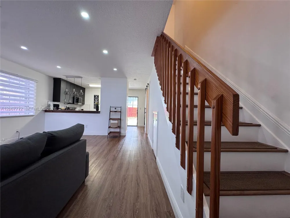 10651 NW 1st St #10651 Pembroke Pines, FL 33026