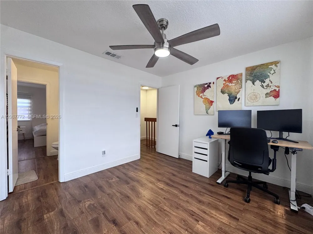 10651 NW 1st St #10651 Pembroke Pines, FL 33026