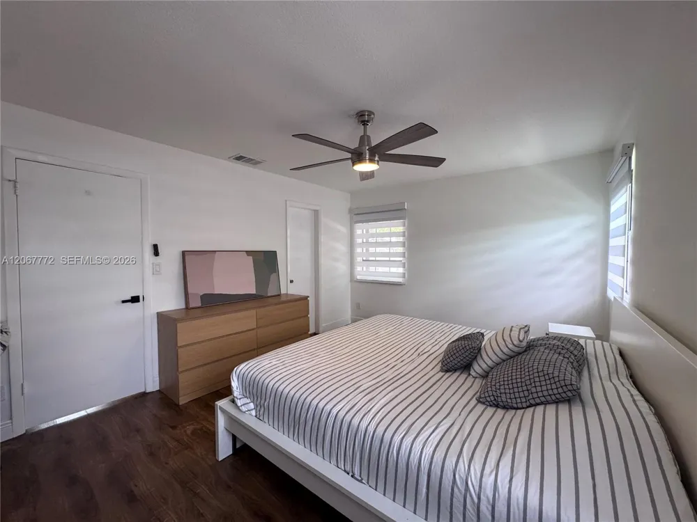 10651 NW 1st St #10651 Pembroke Pines, FL 33026