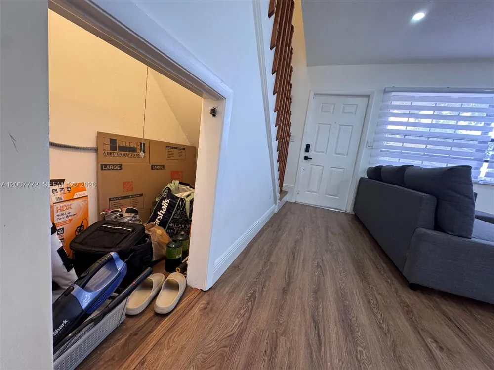 10651 NW 1st St #10651 Pembroke Pines, FL 33026