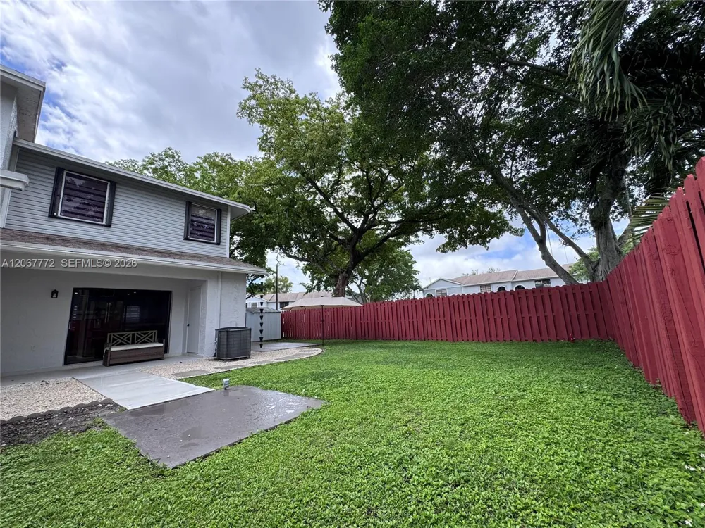 10651 NW 1st St #10651 Pembroke Pines, FL 33026