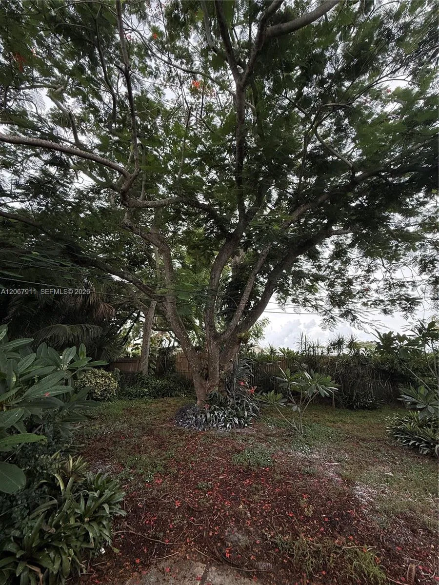 3558 Everglades Rd Palm Beach Gardens, FL 33410