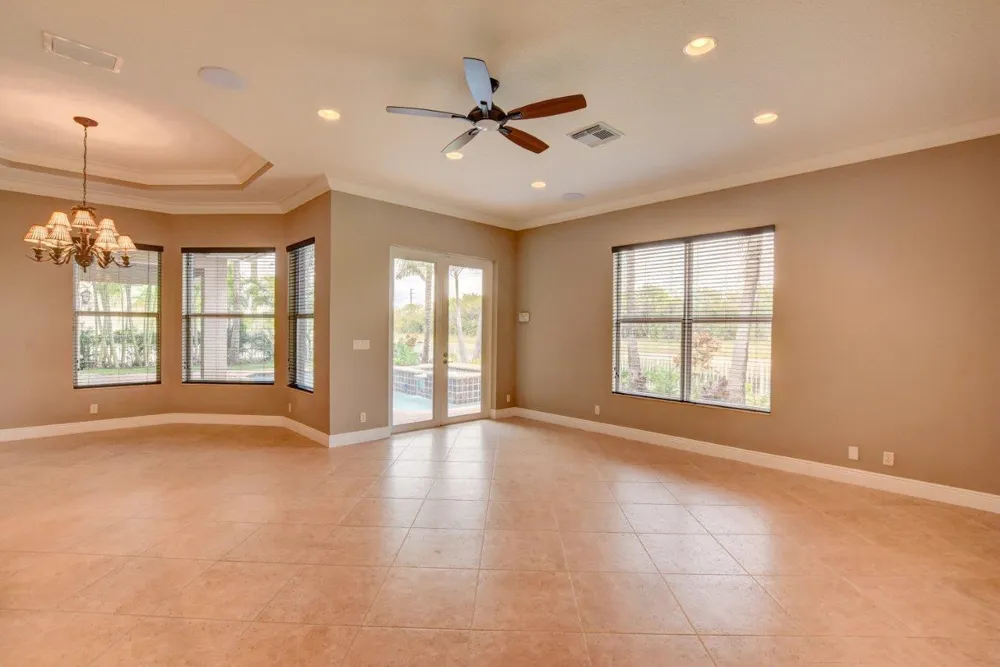 6669 Cobia Circle Boynton Beach, FL 33437