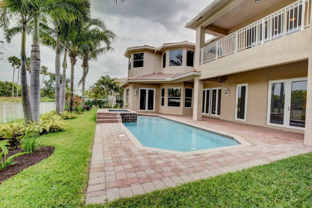 6669 Cobia Circle Boynton Beach, FL 33437