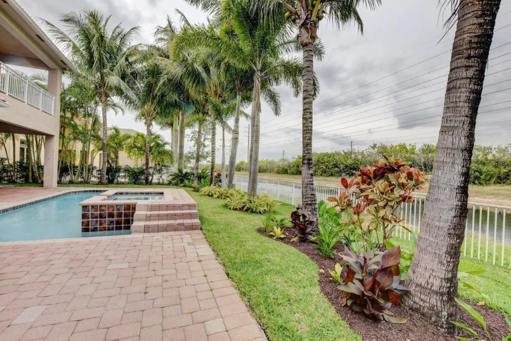6669 Cobia Circle Boynton Beach, FL 33437