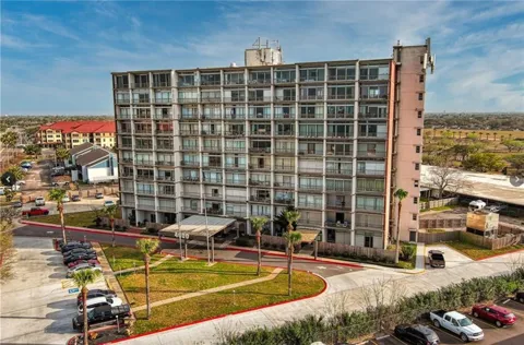 4600 Ocean Drive #308