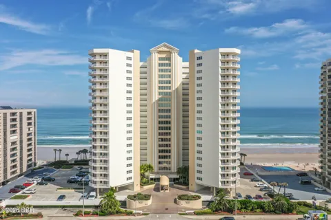2937 S Atlantic Avenue #2002