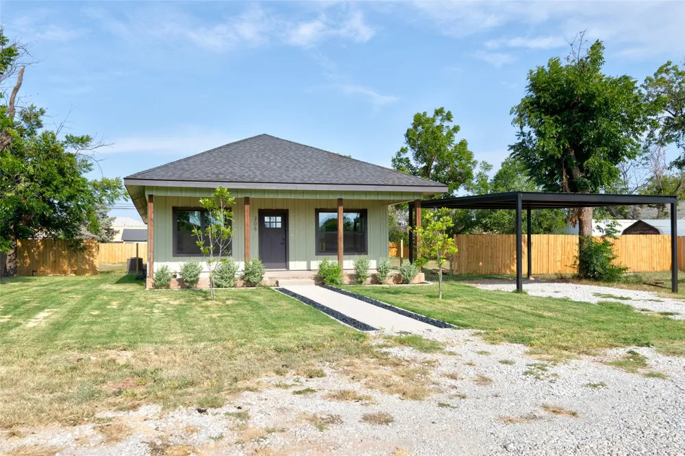 308 Yucca Merkel, TX 79536