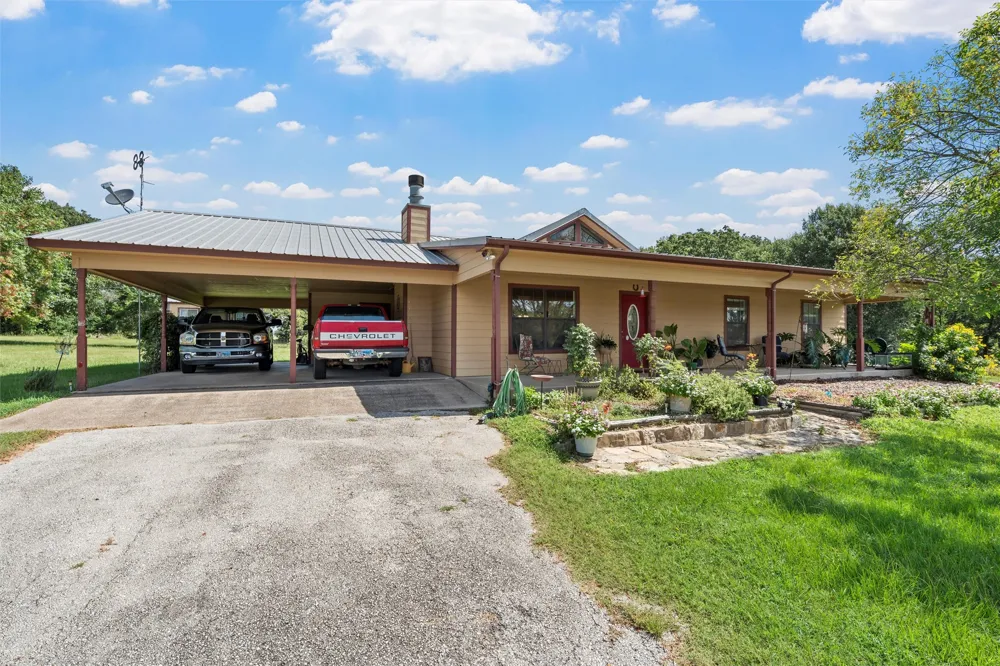 671 Lcr 516 Mexia, TX 76667