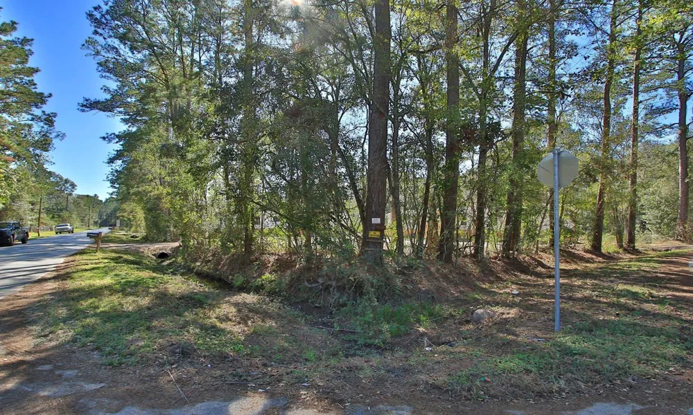19324 Crystalwood Estates Drive New Caney, TX 77357