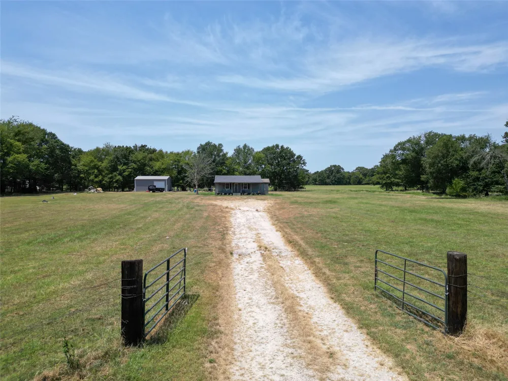429 County Road 2610 Alba, TX 75410