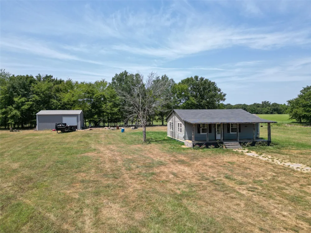 429 County Road 2610 Alba, TX 75410
