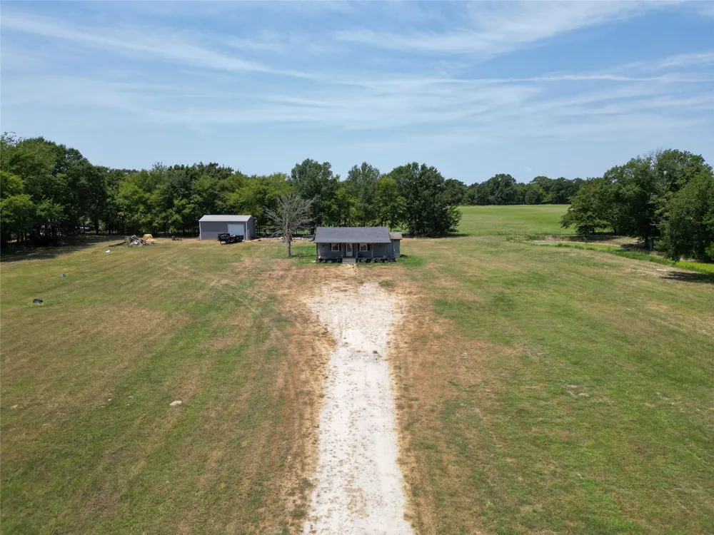 429 County Road 2610 Alba, TX 75410