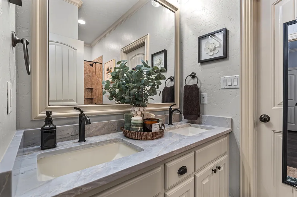 190 Lacebark Lane Hallsville, TX 75605