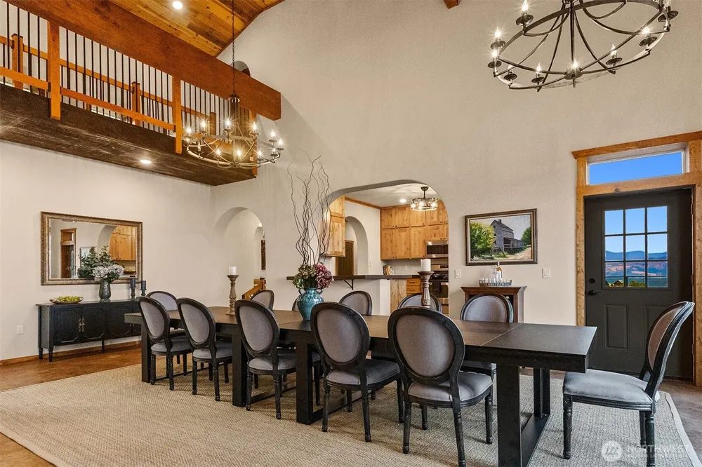 47 Bella Vista Lane Winthrop, WA 98862
