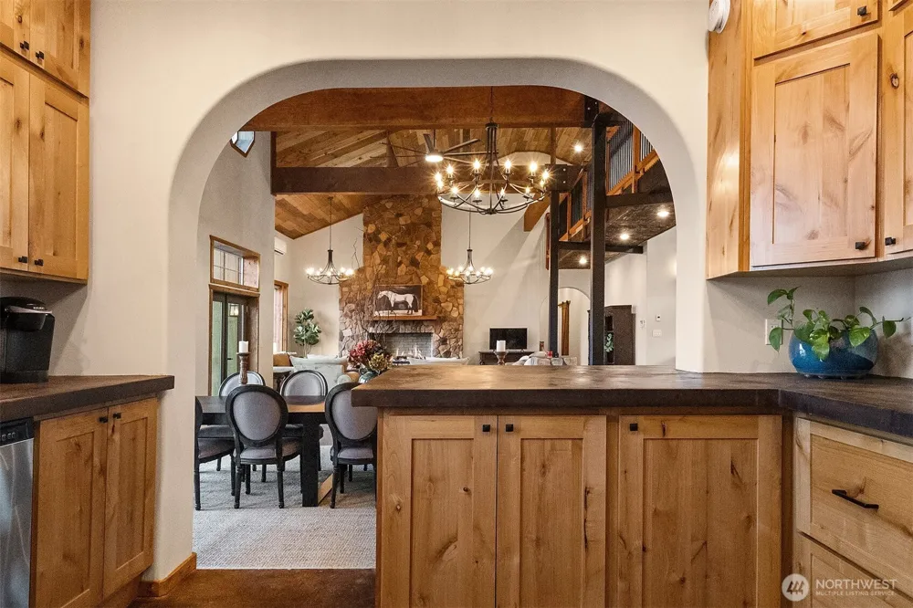 47 Bella Vista Lane Winthrop, WA 98862