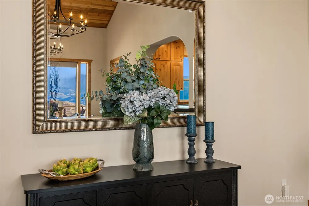47 Bella Vista Lane Winthrop, WA 98862